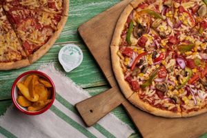 Domino’s Pizzas 15% off on Bitcoin Pizza day at Bitrefill