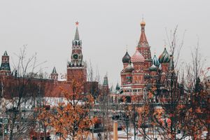 Жизнь за криптовалюту в России